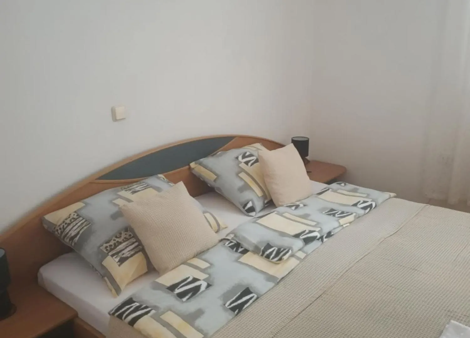 Apartment Livaja -100M2 ,Free Parking, Klima,Wifi Zadar